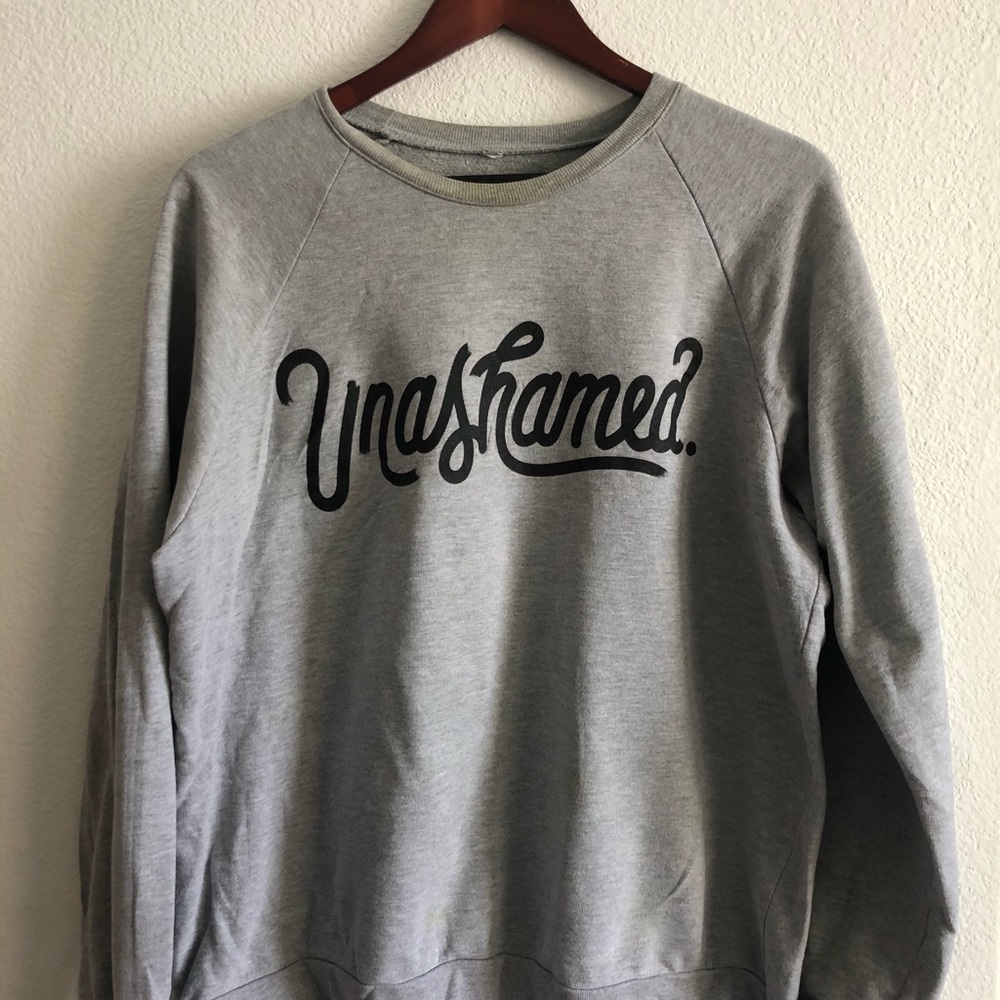 Large lecrae 116 clique gray unashamed crewneck